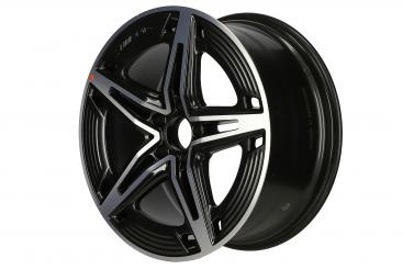 Cerchio in alluminio AMG a 5 razze 