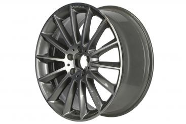 Cerchio in alluminio AMG a razze 