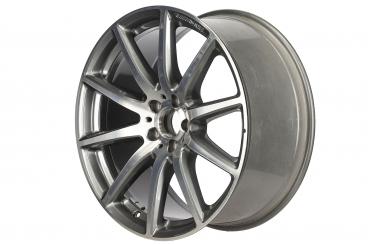 Cerchio in alluminio AMG a 10 razze