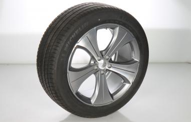 Set di ruote complete estive Alu 21 pollici Pirelli pneumati 