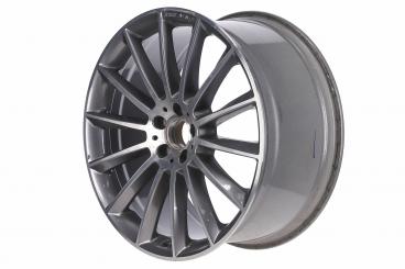 Cerchio in alluminio AMG a razze 
