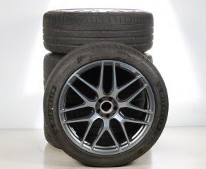 Ruote complete set AMG da 22 pollici in alluminio MICHELIN G 