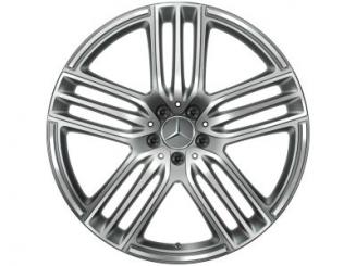 Cerchio in alluminio a 5 triple razze 