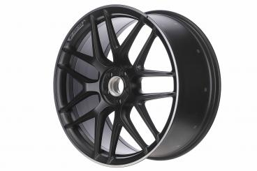 Cerchio in alluminio AMG con design a razze incrociate