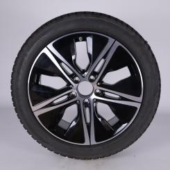 Wheel Package invernali in lega da 18 pollici con pneumatici Bridgestone per Classe B 247, CLA 118 e altri, Mercedes-Benz originale