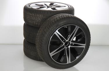 Ruote complete set 18 pollici alluminio PIRELLI CLA 118 