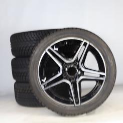 Set di ruote invernali in lega da 18 pollici con pneumatici Bridgestone per Classe B 247, CLA 118 e altri, Mercedes-AMG originale