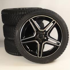 Set di ruote invernali in lega da 18 pollici con pneumatici Pirelli per CLA 118, Classe A 177 e altri, Mercedes-AMG originale