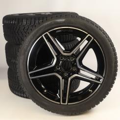Set di ruote invernali in lega da 18 pollici con pneumatici Pirelli per CLA 118, Classe A 177 e altri, Mercedes-AMG originale