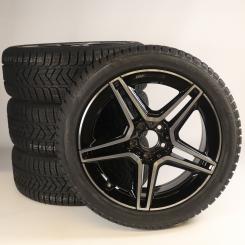 Set di ruote invernali in lega da 18 pollici con pneumatici Pirelli per CLA 118, Classe A 177 e altri, Mercedes-AMG originale