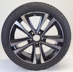 Wheel Package invernali in lega da 18 pollici con pneumatici Bridgestone per CLA ShootingBrake X118, Classe B 247 e altri, Mercedes-Benz originale