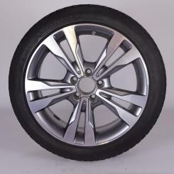 Wheel Package invernali in lega da 18 pollici con pneumatici Goodyear per Classe C 205, Mercedes-Benz originale