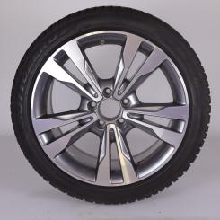 Wheel Package invernali in lega da 18 pollici con pneumatici Pirelli per Classe C 205, Mercedes-Benz originale