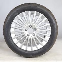 Wheel Package invernali in lega da 17 pollici con pneumatici Goodyear per Classe C 205, Mercedes-Benz originale