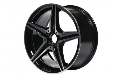 Cerchio in alluminio AMG a 5 razze 