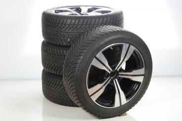 Set di ruote invernali in lega da 18 pollici con pneumatici Goodyear per Classe C 206, Mercedes-Benz originale