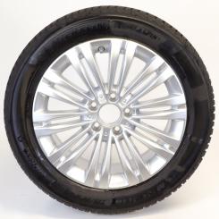 Wheel Package invernali in lega da 17 pollici con pneumatici Michelin per Classe C 206, Mercedes-Benz originale