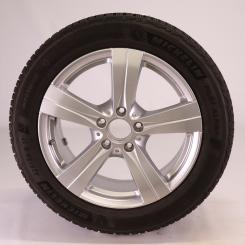 Wheel Package invernali in lega da 17 pollici con pneumatici Michelin per Classe C 206, Mercedes-Benz originale