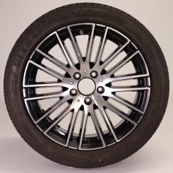 Wheel Package invernali in lega da 18 pollici con pneumatici Goodyear per Classe C 206, Mercedes-Benz originale