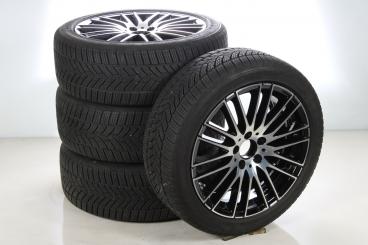 Set di ruote invernali da 18 pollici con pneumatici Goodyear per Classe C 206, Mercedes-Benz originale