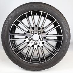 Set di ruote invernali in lega da 18 pollici con pneumatici Kumho per Classe C 206, Mercedes-Benz originale
