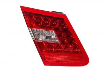 Luce posteriore coda lato sinistro berlina 