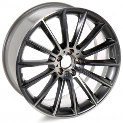 Cerchio in alluminio AMG a razze 