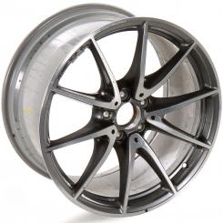 Cerchio in alluminio AMG a 10 razze