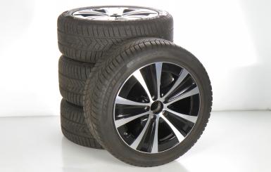 Set di ruote invernali da 18 pollici con pneumatici Pirelli per Classe E 213, Mercedes-Benz originale
