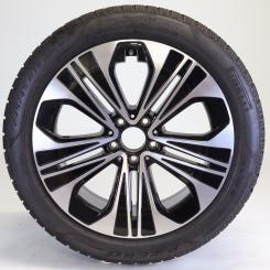 Wheel Package invernali in lega da 19 pollici con pneumatici Pirelli per Classe E 214, Mercedes-Benz originale