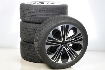 Set di ruote invernali in lega da 19 pollici con pneumatici Pirelli per Classe E 214, Mercedes-Benz originale