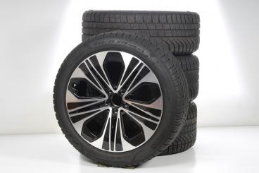 Set di ruote invernali in lega da 19 pollici con pneumatici Pirelli per Classe E 214, Mercedes-Benz originale