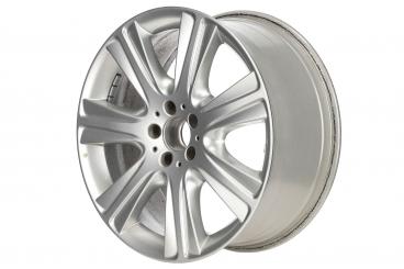 Cerchio in alluminio a 7 razze 