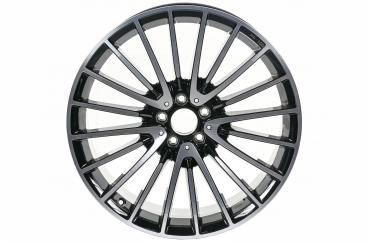 Cerchio in alluminio AMG a razze