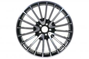 Cerchio in alluminio AMG a razze