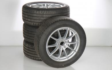 Ruote complete set 18 pollici alluminio Bridgestone Classe S 