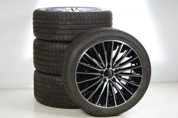 Set di ruote estive in lega da 19 pollici con pneumatici Goodyear per CLE 236, Mercedes-AMG originale