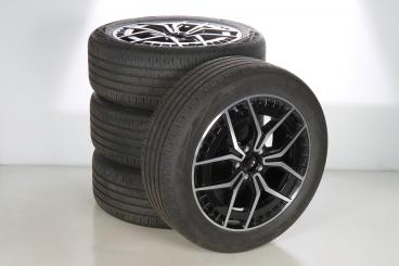 Set di ruote estive in lega da 19 pollici con pneumatici Continental per EQB X243, EQA H243, Mercedes-AMG originale