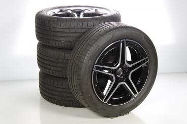 Set di ruote estive in lega da 19 pollici con pneumatici Pirelli per Classe GLB X247, Classe GLA H247, Mercedes-AMG originale
