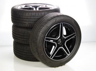 Set di ruote estive in lega da 19 pollici con pneumatici Pirelli per Classe GLB X247, Classe GLA H247, Mercedes-AMG originale