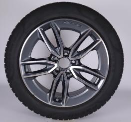 Wheel Package invernali in lega da 19 pollici con pneumatici Pirelli per Classe GLA H247, Classe GLB X247, Mercedes-AMG originale