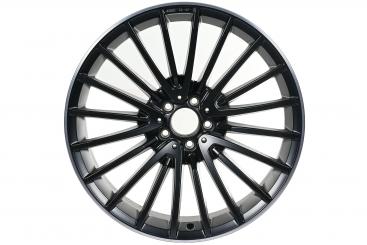 Cerchio in alluminio AMG a razze