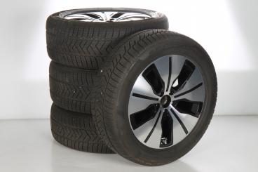 Ruote complete set 19 pollici alluminio PIRELLI Classe EQC 2 