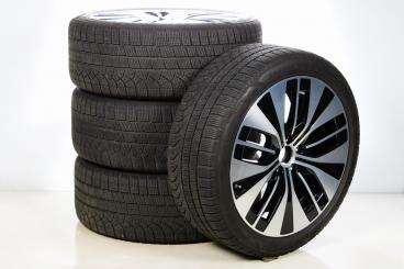 Ruote complete Set da 20 pollici alluminio PIRELLI Classe EQE 295 