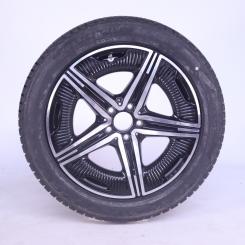 Ruote complete set AMG 19 pollici alluminio Pirelli Classe E 