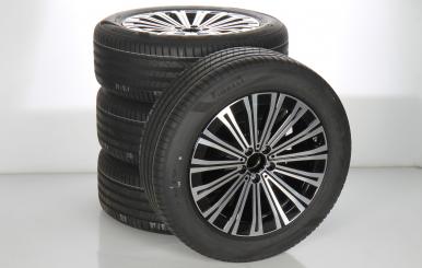 Set di ruote estive in lega da 19 pollici con pneumatici Pirelli per EQS 297, Mercedes-Benz originale