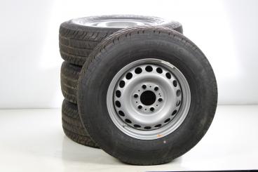 Set di ruote estive in acciaio da 16 pollici con pneumatici Continental per Sprinter VS30 Hinterradantrieb 907, Mercedes-Benz originale