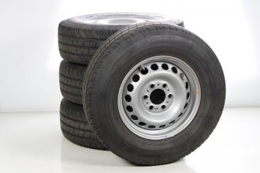 Set di ruote estive in acciaio da 16 pollici con pneumatici Continental per Sprinter VS30 Hinterradantrieb 907, Mercedes-Benz originale