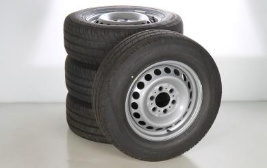 Ruote complete Set da 16 pollici in acciaio CONTINENTAL Spri 