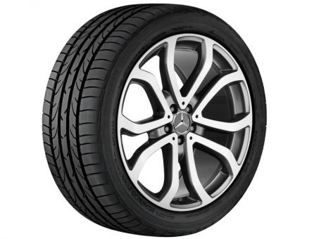 Cerchio in alluminio a 5 doppie razze 